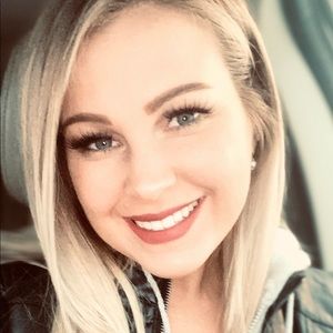 Meet your Posher, Hayle